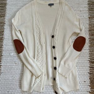 Market & Spruce cream cardigan with brown leather patches